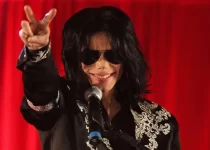 Michael Jackson-Hold My Hand