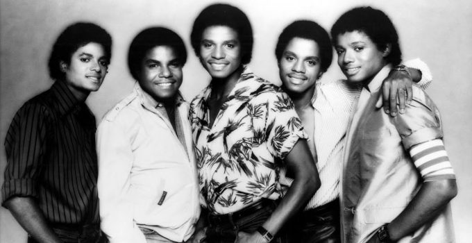 Michael Jackson-Shake Your Body (Down to the Ground)